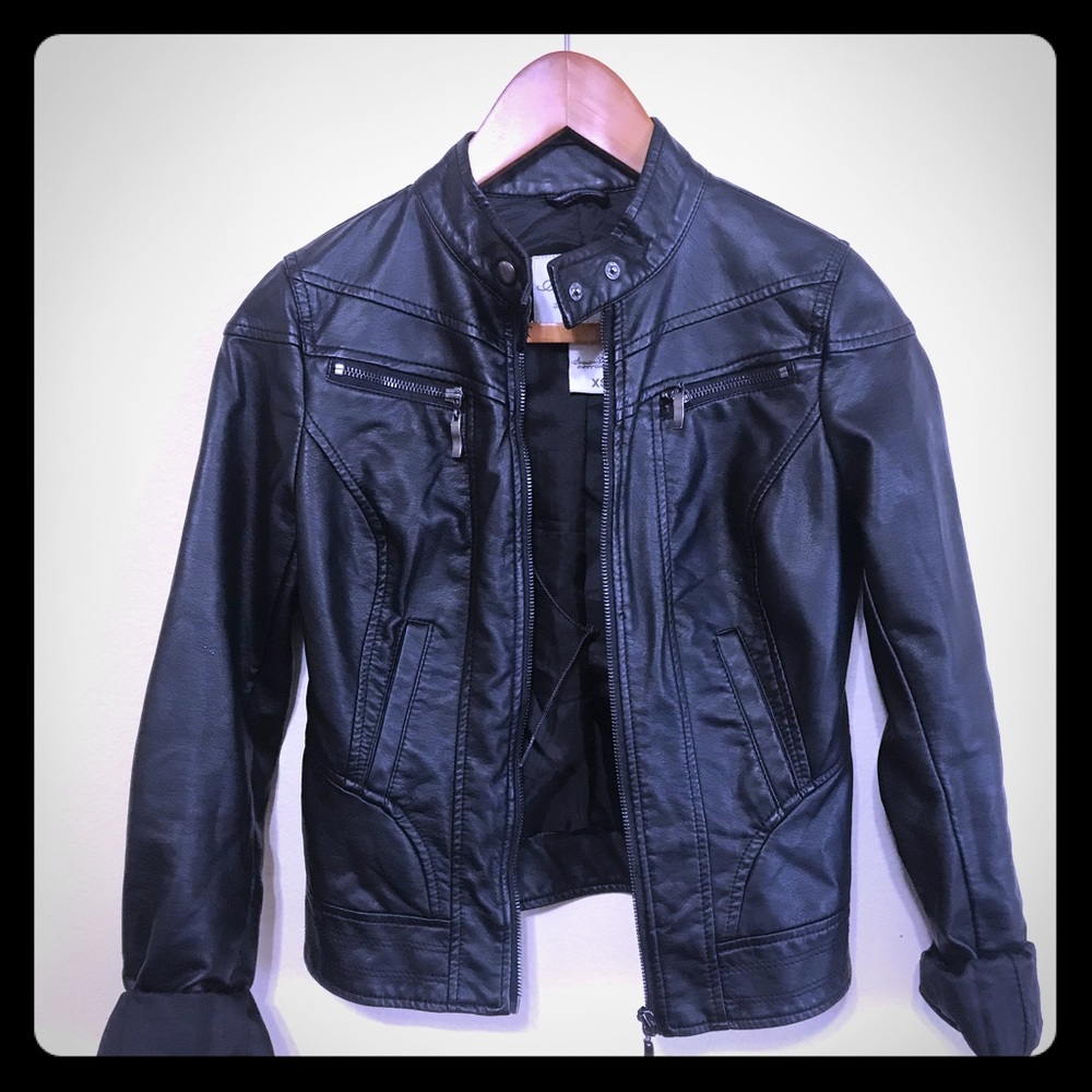 American Rag/ 100% polyester black zip up jacket